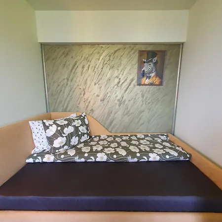 Yantra Tower Deluxe Apartment *