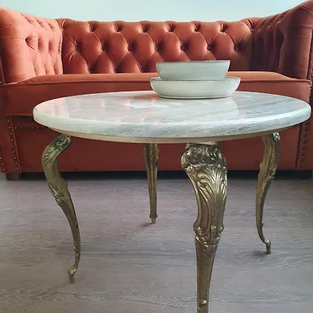 דירה Yantra Tower Deluxe גברובו