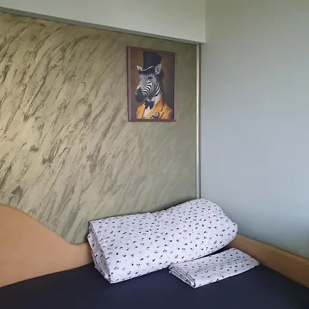 Yantra Tower Deluxe דירה גברובו