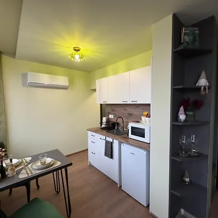 Yantra Tower Deluxe * גברובו